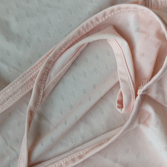 Cute Blush pink tank! New without tags!!!!! - Picture 4 of 4